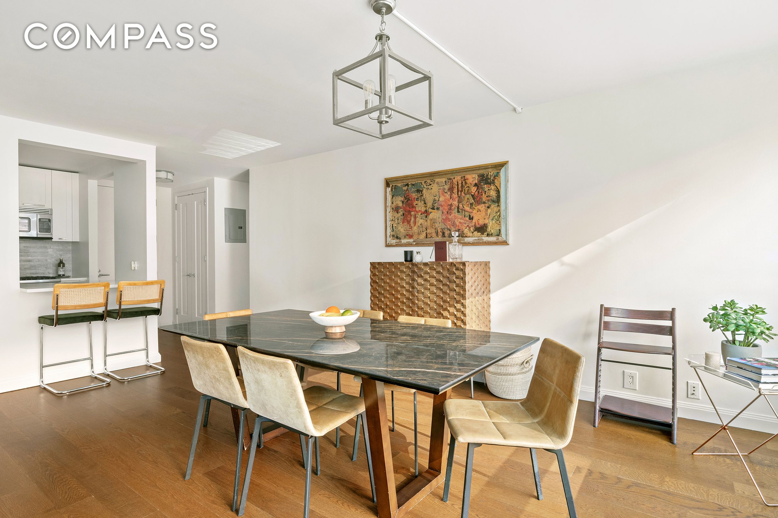 #6 photo, 200 E 94th Street, Upper East Side , NY 10128