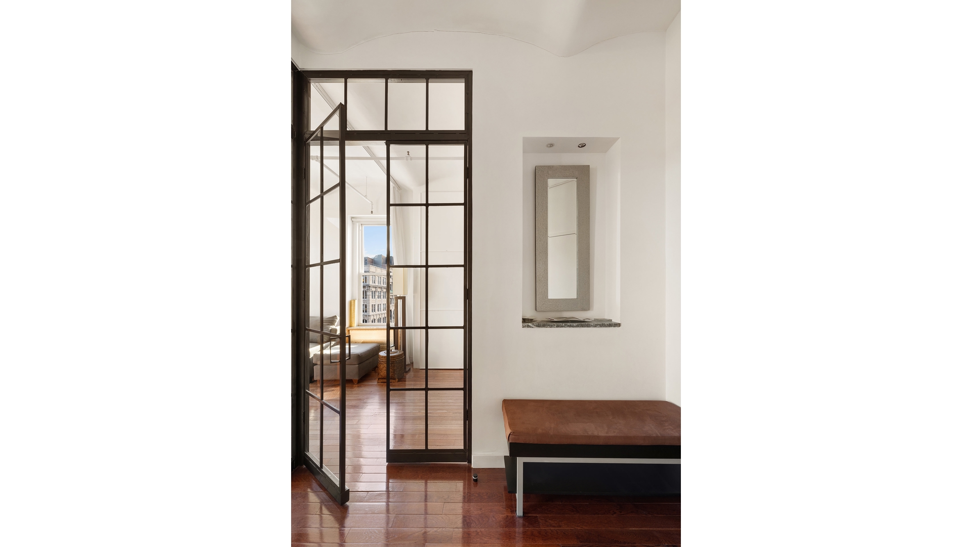 #18 photo, 543 BROADWAY, SoHo , NY 10012