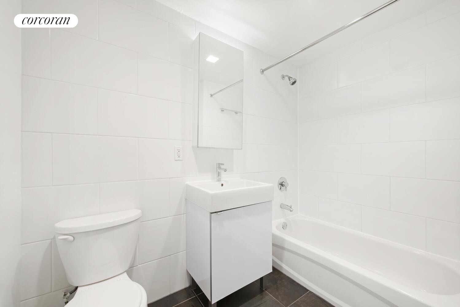 #5 photo, Long Island City, Куинс ‖ Long Island City , NY 11101