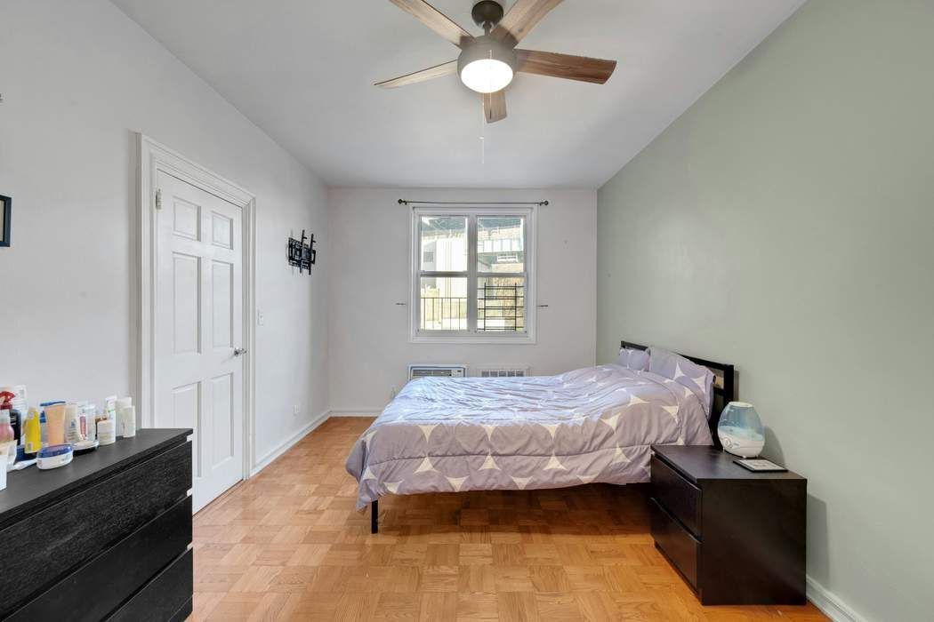 #17 photo, 2390 Palisade Avenue, Spuyten Duyvil , NY 10463