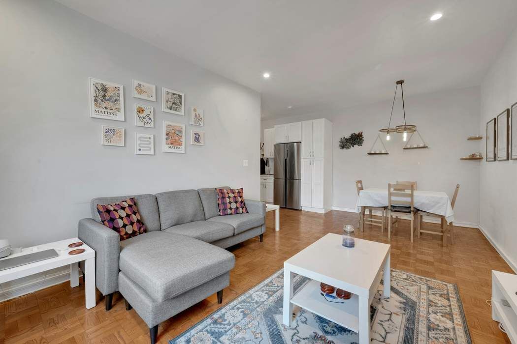 #3 photo, 2390 Palisade Avenue, Spuyten Duyvil , NY 10463