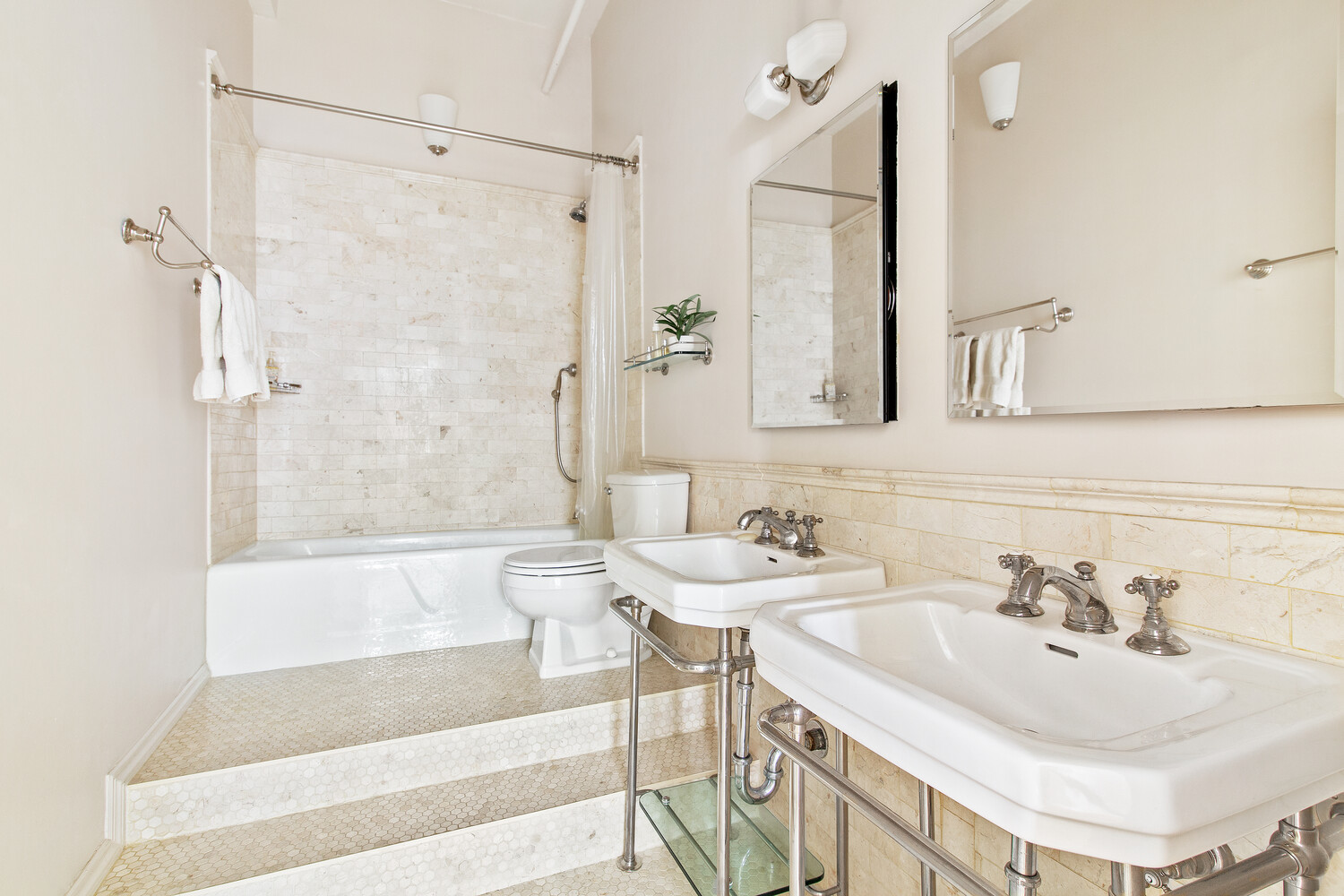 #8 photo, 109 W 26TH Street, Chelsea , NY 10001