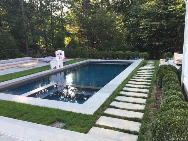 #7 photo, 8 Richbell Road, Scarsdale , NY 10583