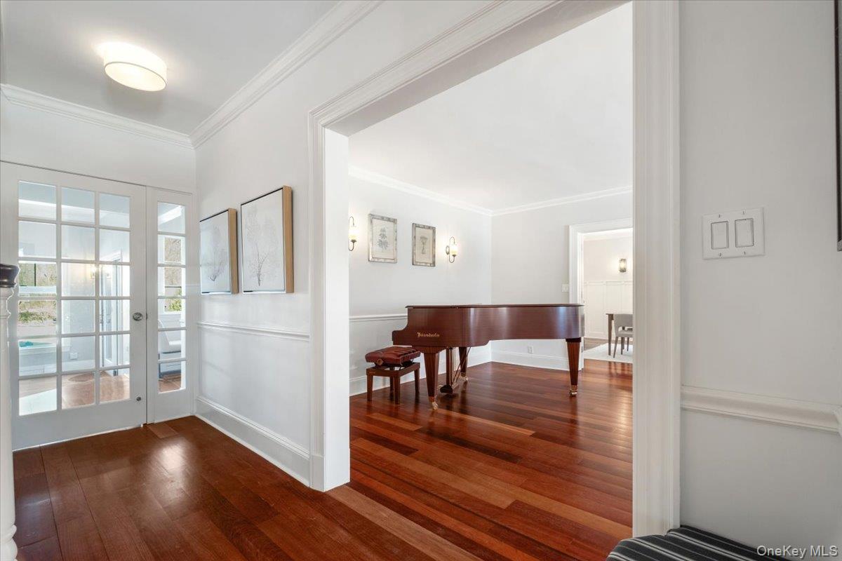 #11 photo, 27 Huntington Avenue, Scarsdale , NY 10583