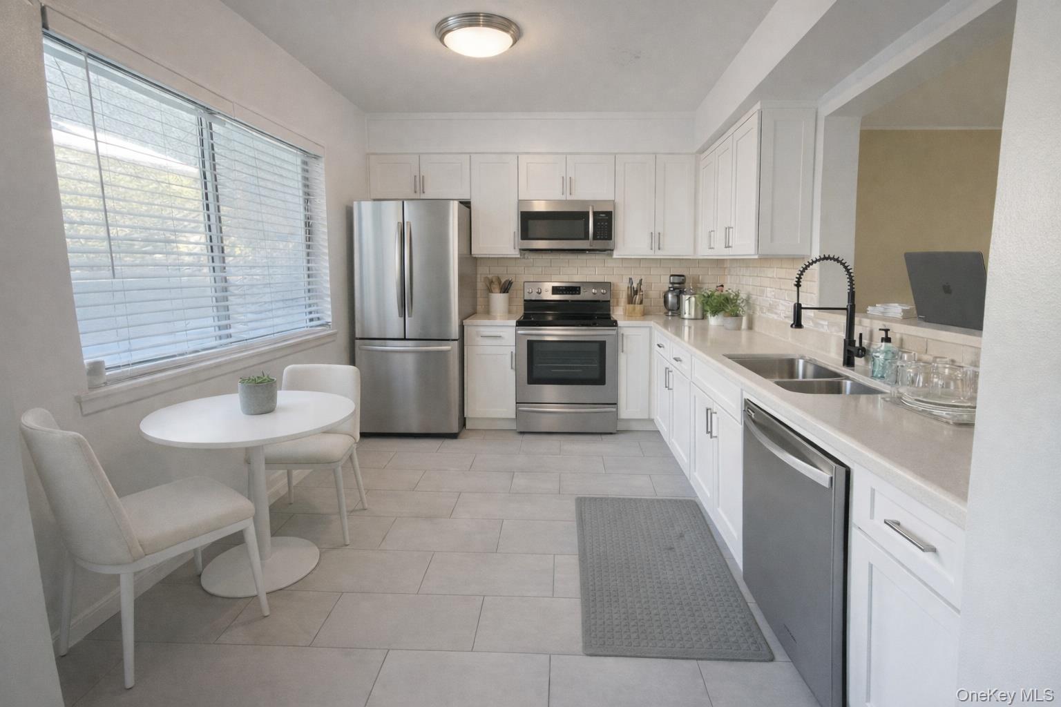 #2 photo, 1006 Chelsea Cove, Hopewell Junction , NY 12533