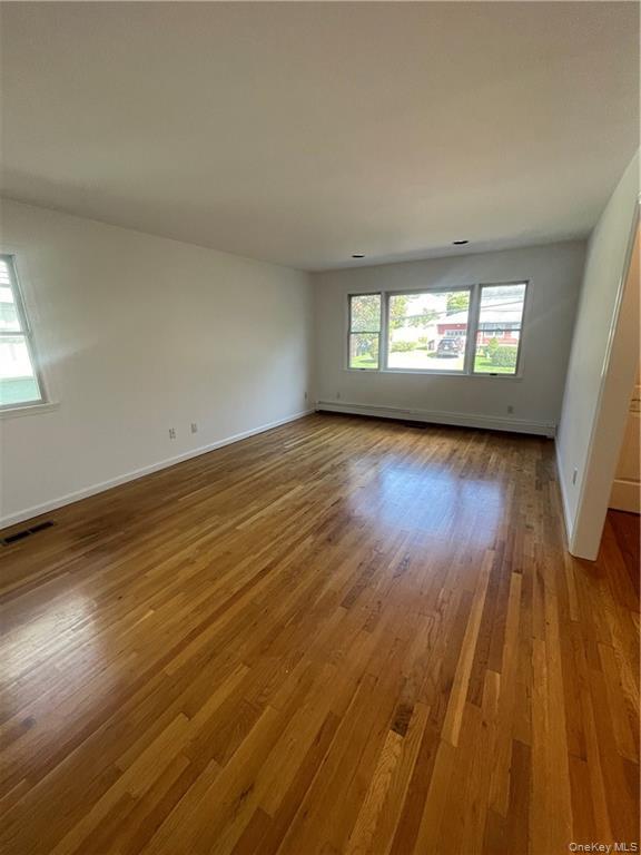 #8 photo, 40 Roanoke Avenue, Rye Brook , NY 10573