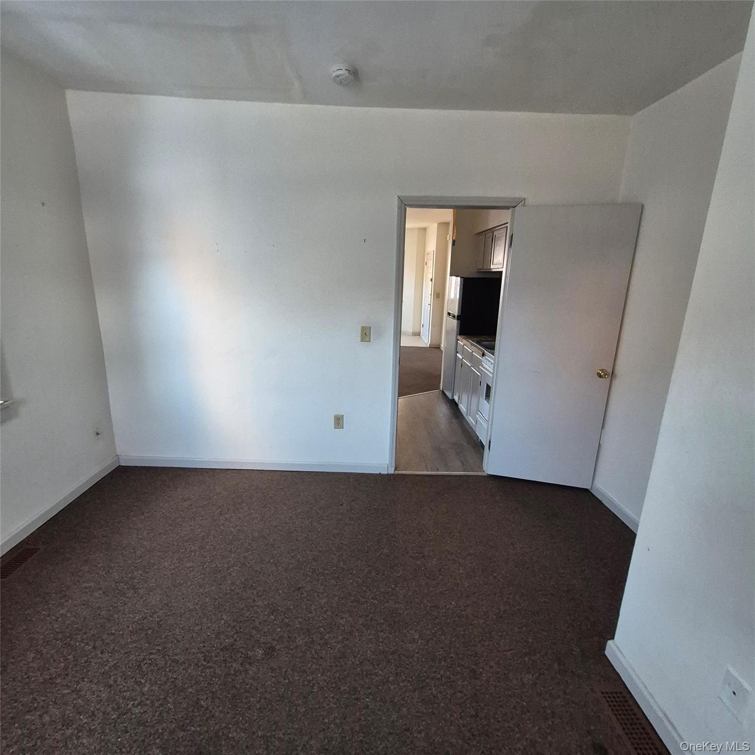 #7 photo, 83 Franklin Street, Kingston , NY 12401