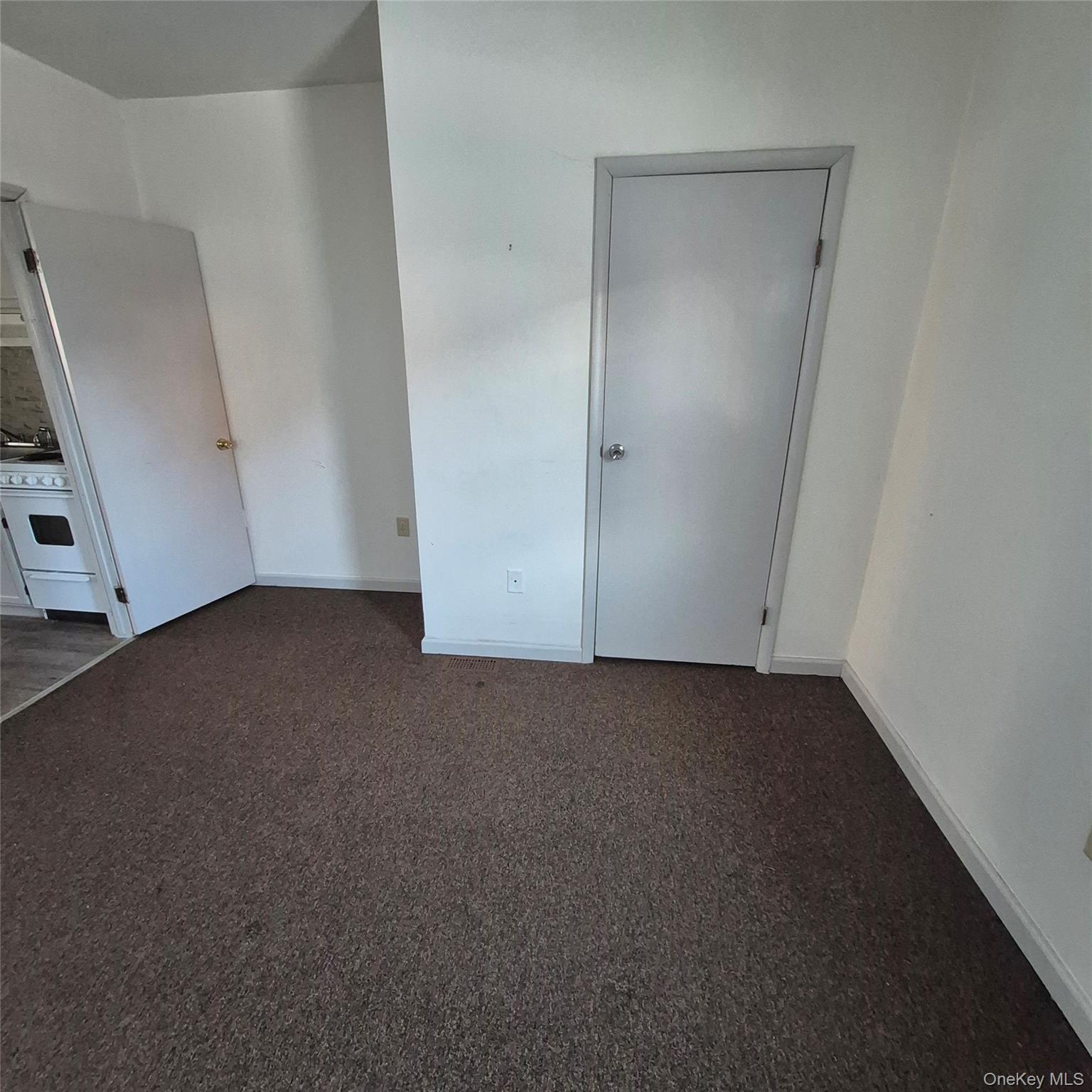 #8 photo, 83 Franklin Street, Kingston , NY 12401