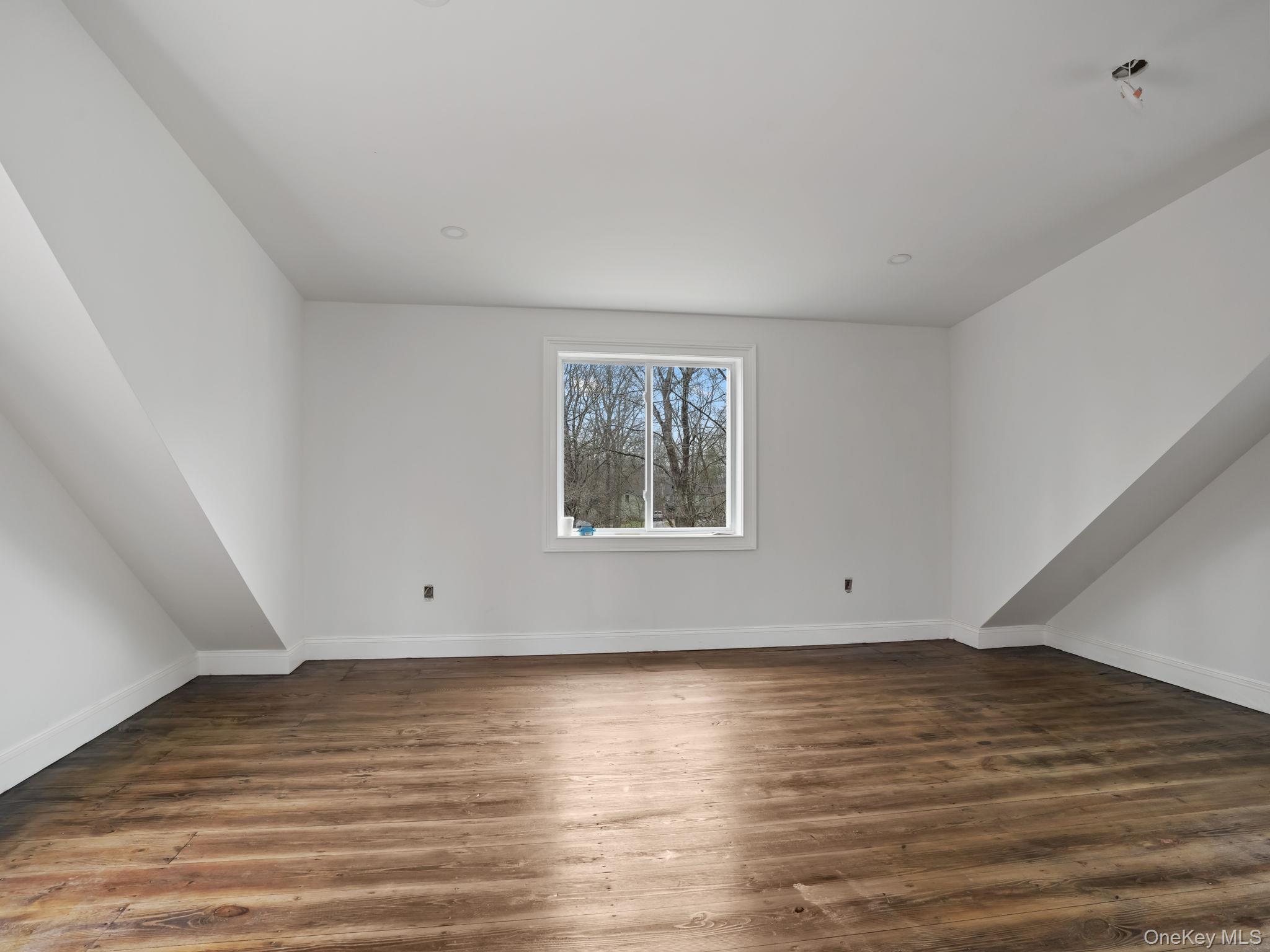 #16 photo, 65 Hickory Lane, Bedford , NY 10506