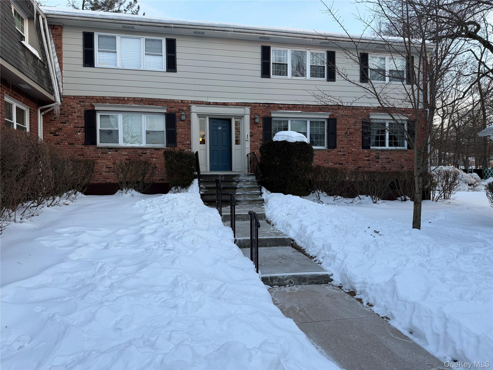 #1 photo, 68 Bon Aire Circle, Suffern , NY 10901