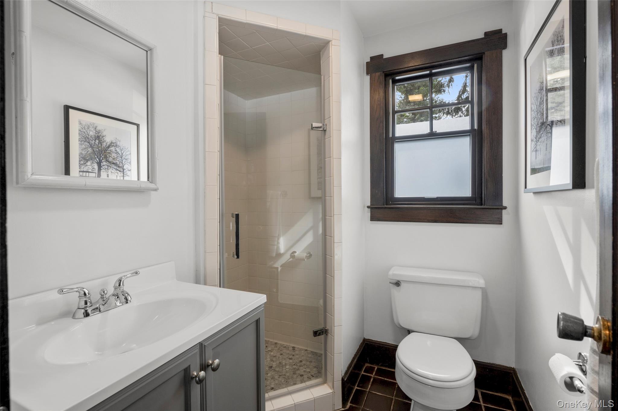 #17 photo, 30 Myrtle Boulevard, Larchmont , NY 10538