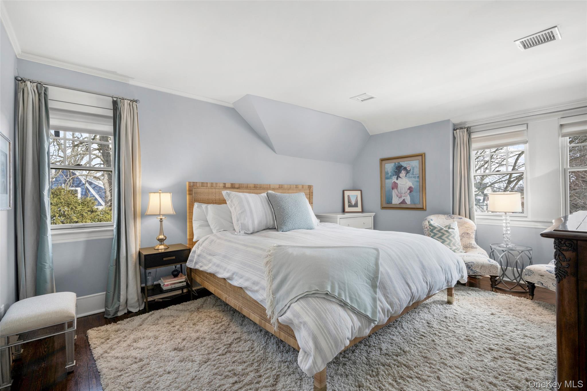 #19 photo, 30 Myrtle Boulevard, Larchmont , NY 10538