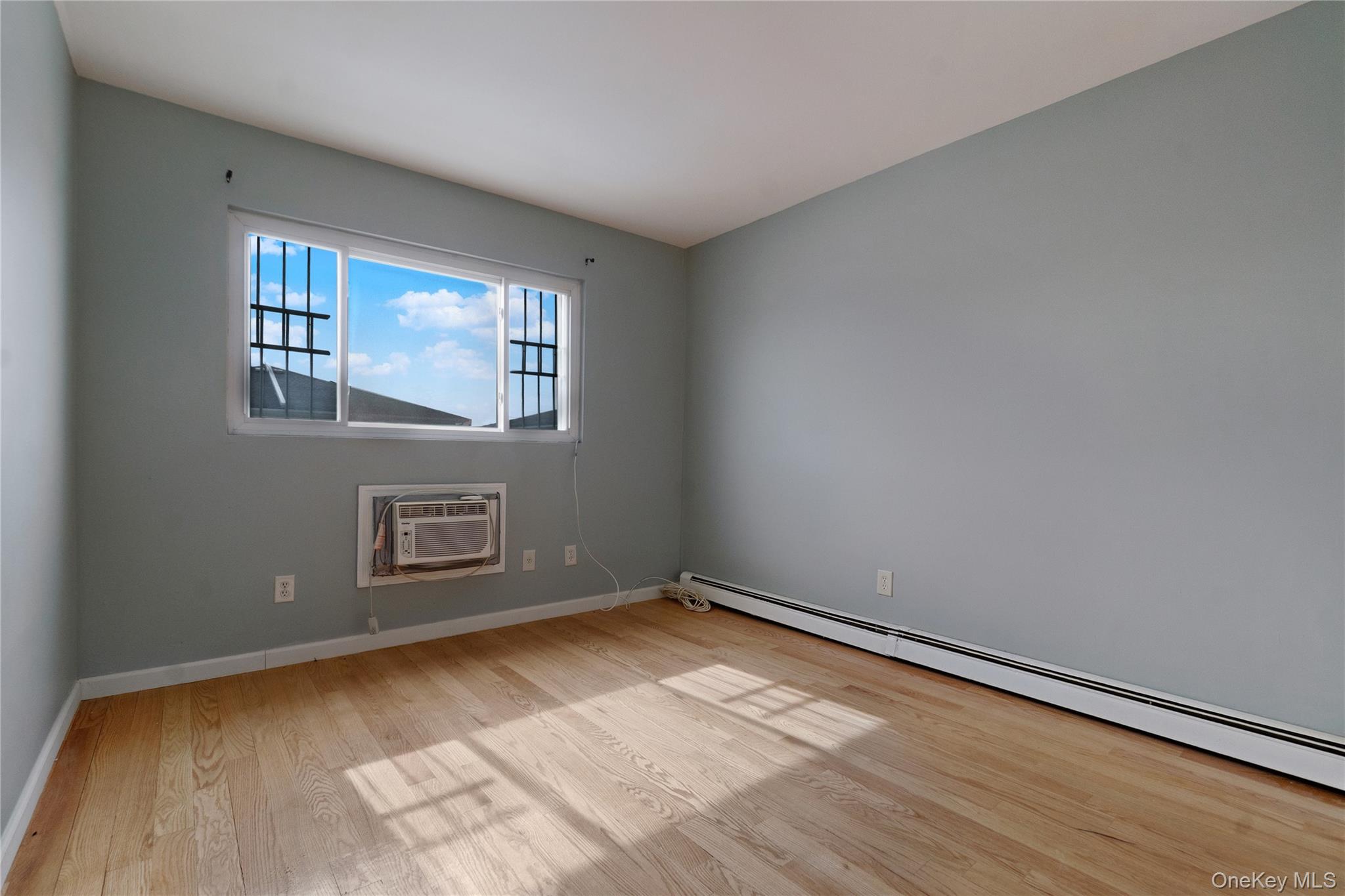 #16 photo, Arverne, Arverne , NY 11692