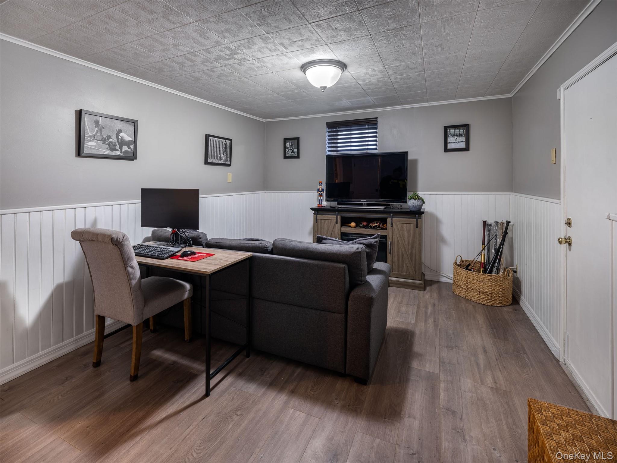 #18 photo, 21-38 49th Street, Куинс ‖ Astoria , NY 11105