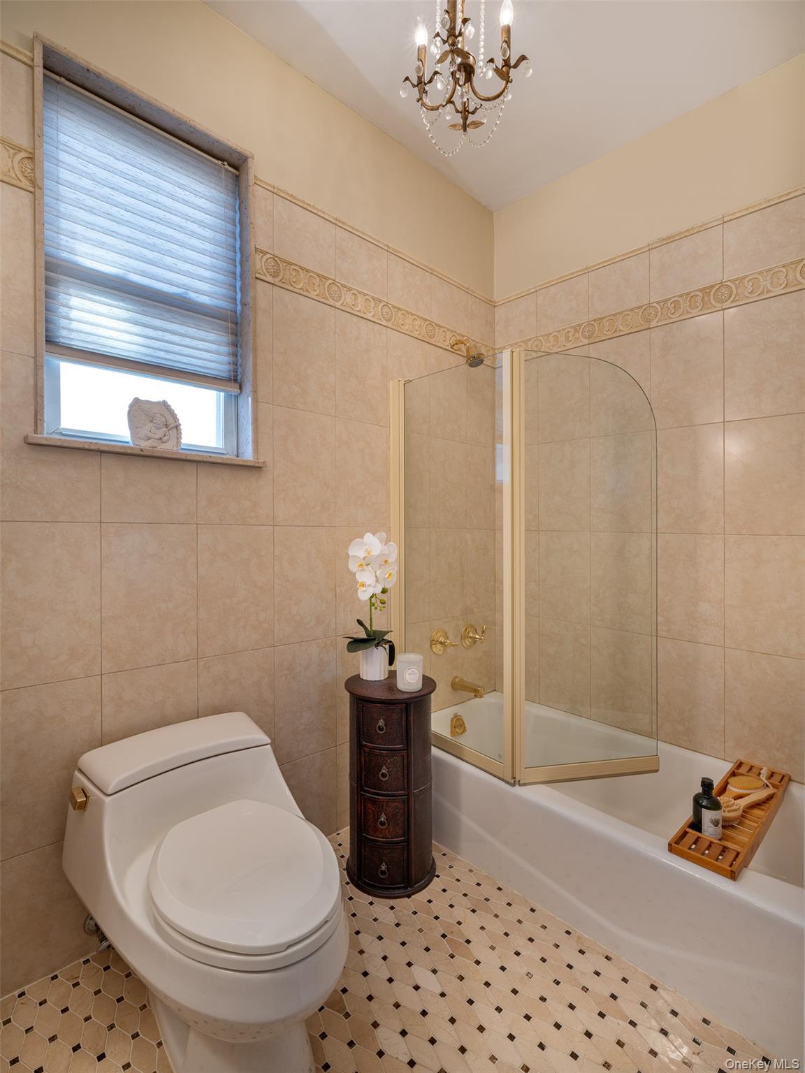 #9 photo, 21-38 49th Street, Куинс ‖ Astoria , NY 11105