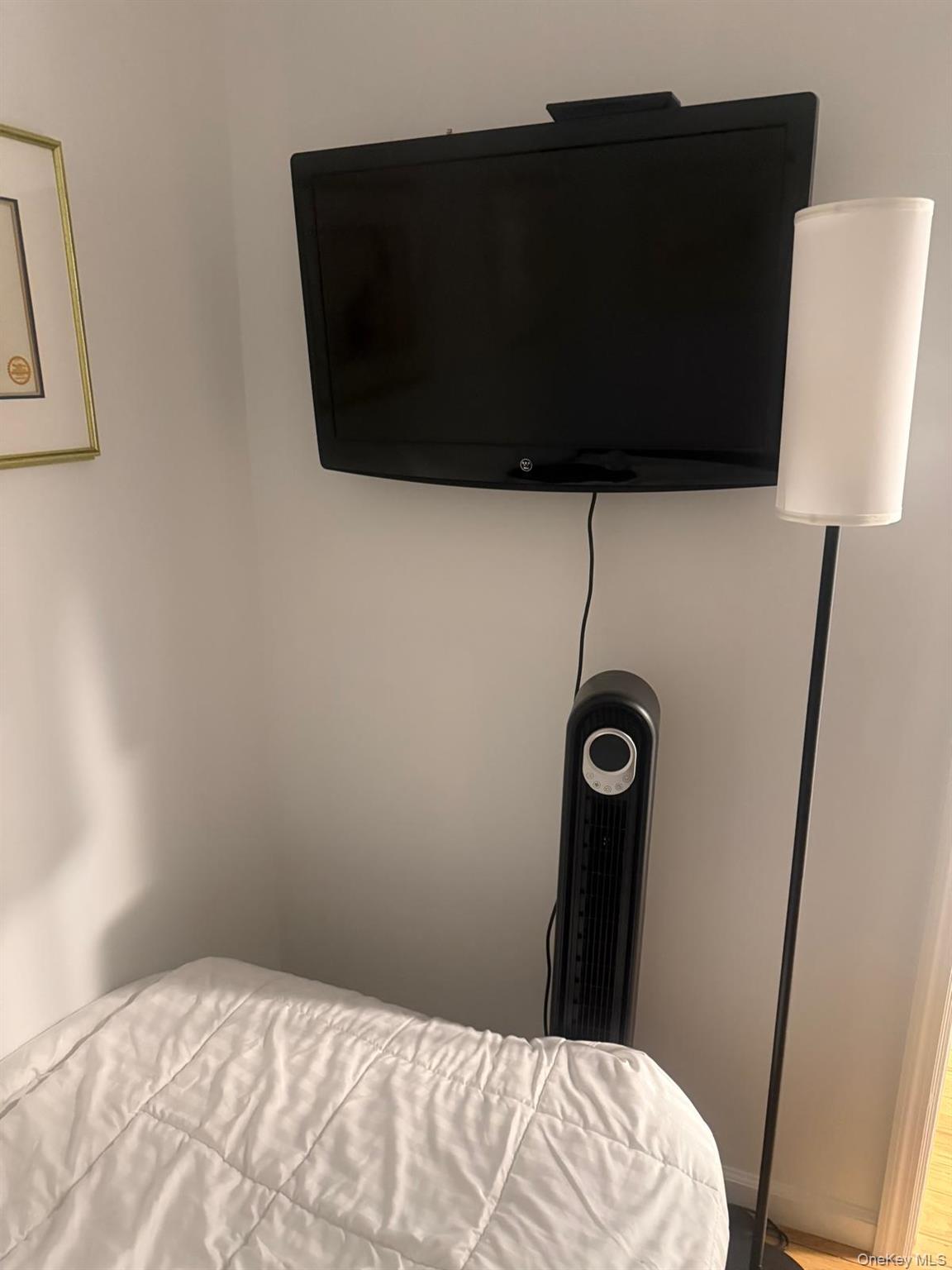 #18 photo, 601 Chestnut Street, Cedarhurst , NY 11516