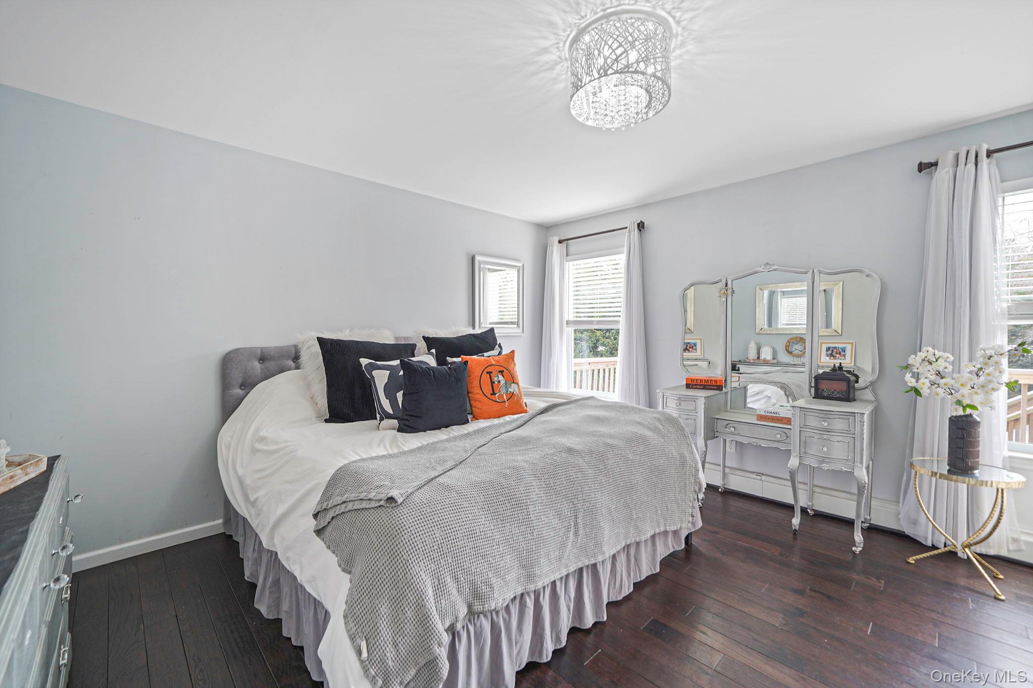 #19 photo, 22 Poseidon Road, Саффолк ‖ Rocky Point , NY 11778