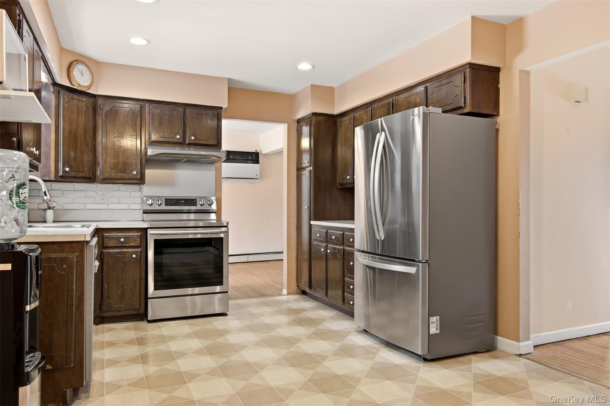 #12 photo, 225 Bellerose Avenue, 롱 아일랜드 East Northport , NY 11731