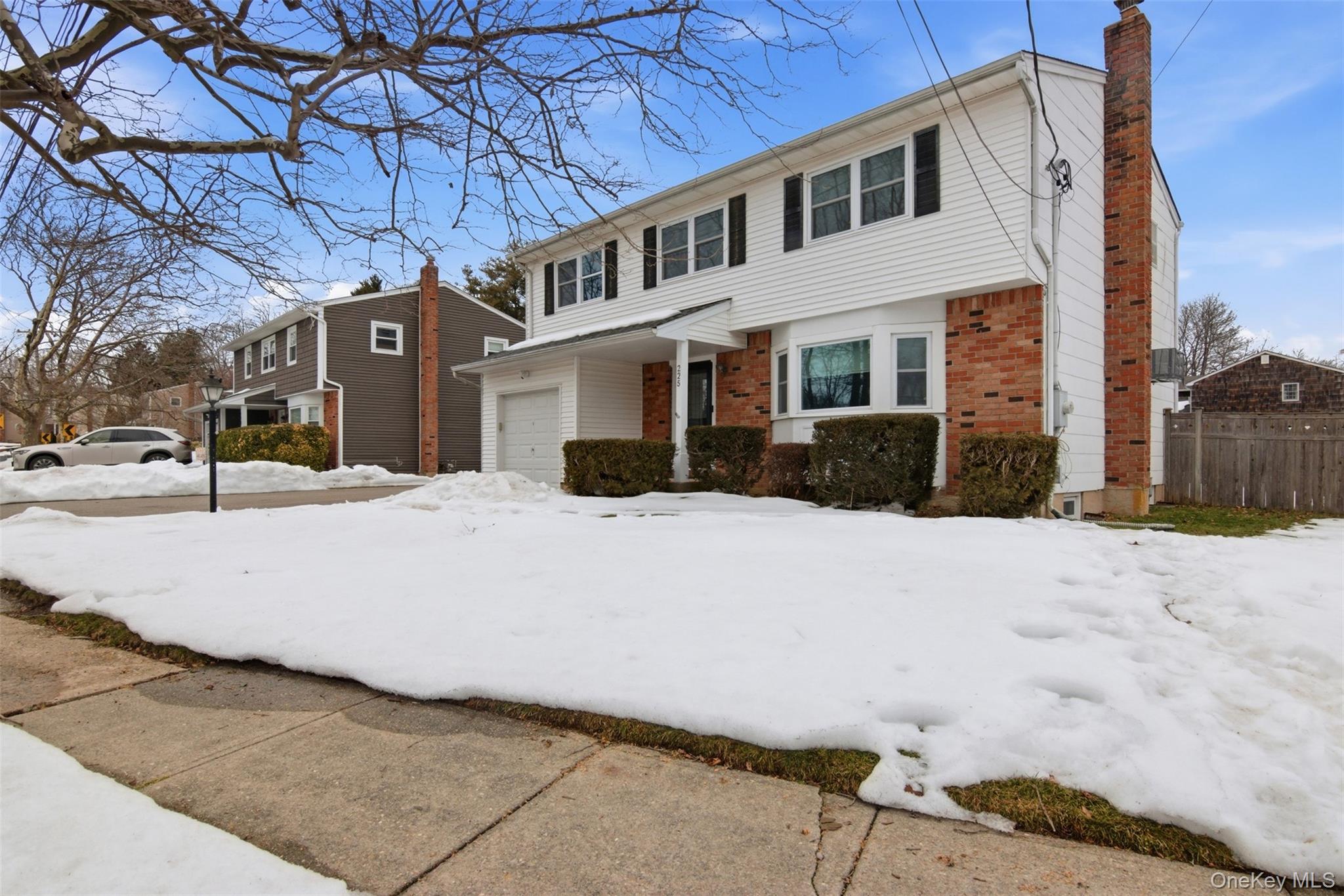 #3 photo, 225 Bellerose Avenue, 롱 아일랜드 East Northport , NY 11731