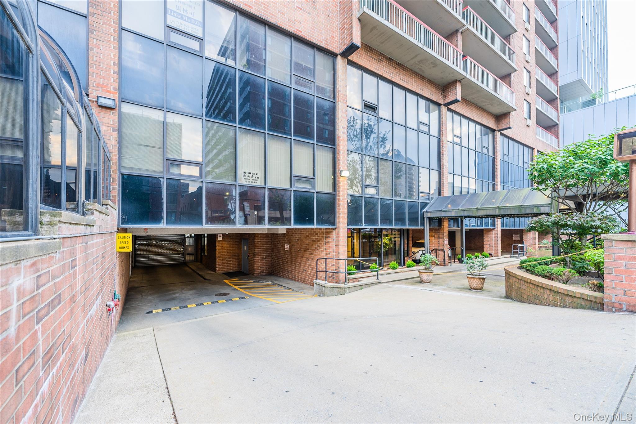 #13 photo, 136-24 Maple Avenue, 皇后区 Flushing , NY 11355