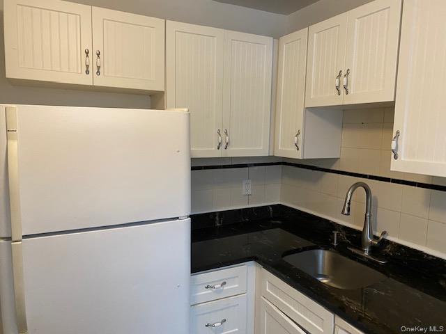 #6 photo, 72-31 Little Neck Parkway, Glen Oaks , NY 11004