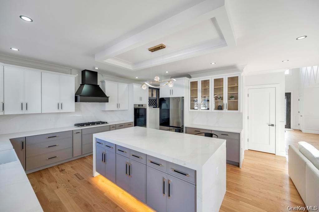 #3 photo, 143 Farmedge Road, Levittown , NY 11756