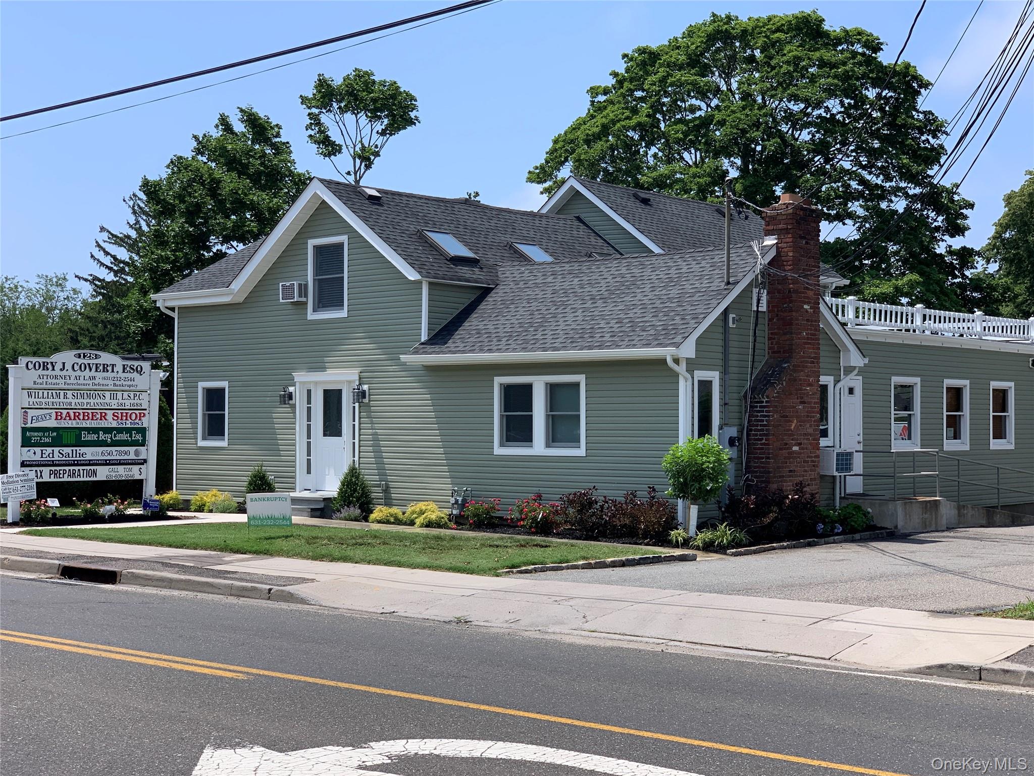 #1 photo, 128 Carleton Avenue, East Islip , NY 11730