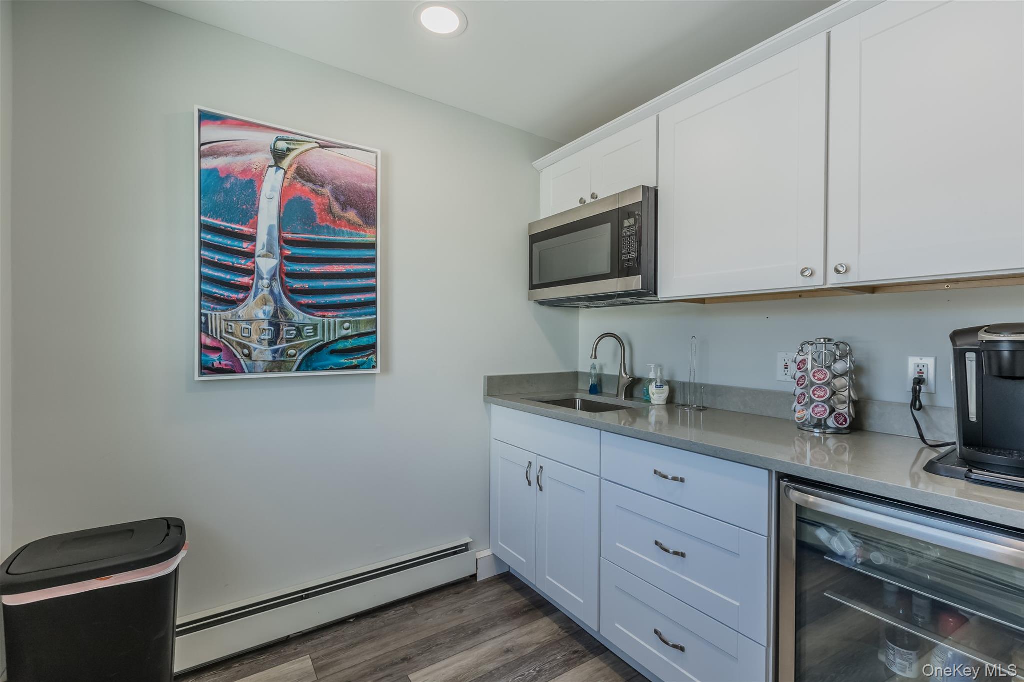 #4 photo, 128 Carleton Avenue, East Islip , NY 11730