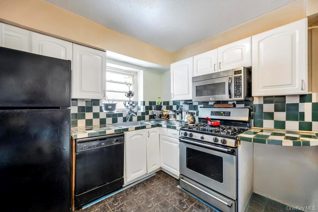 #11 photo, 13 Crystal Street, Нассау ‖ Elmont , NY 11003