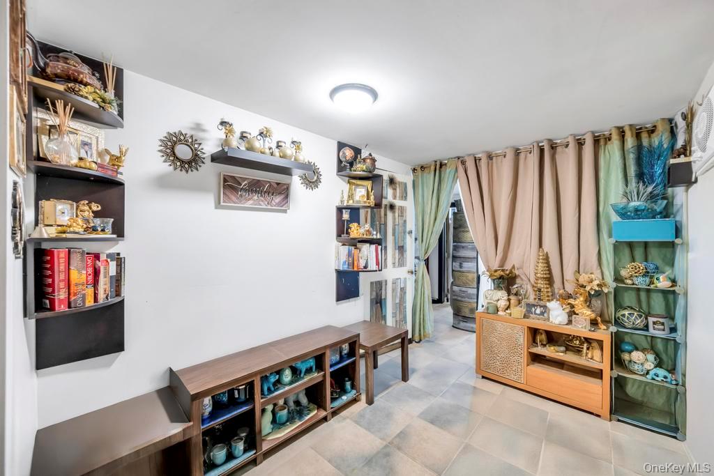 #16 photo, 13 Crystal Street, Нассау ‖ Elmont , NY 11003