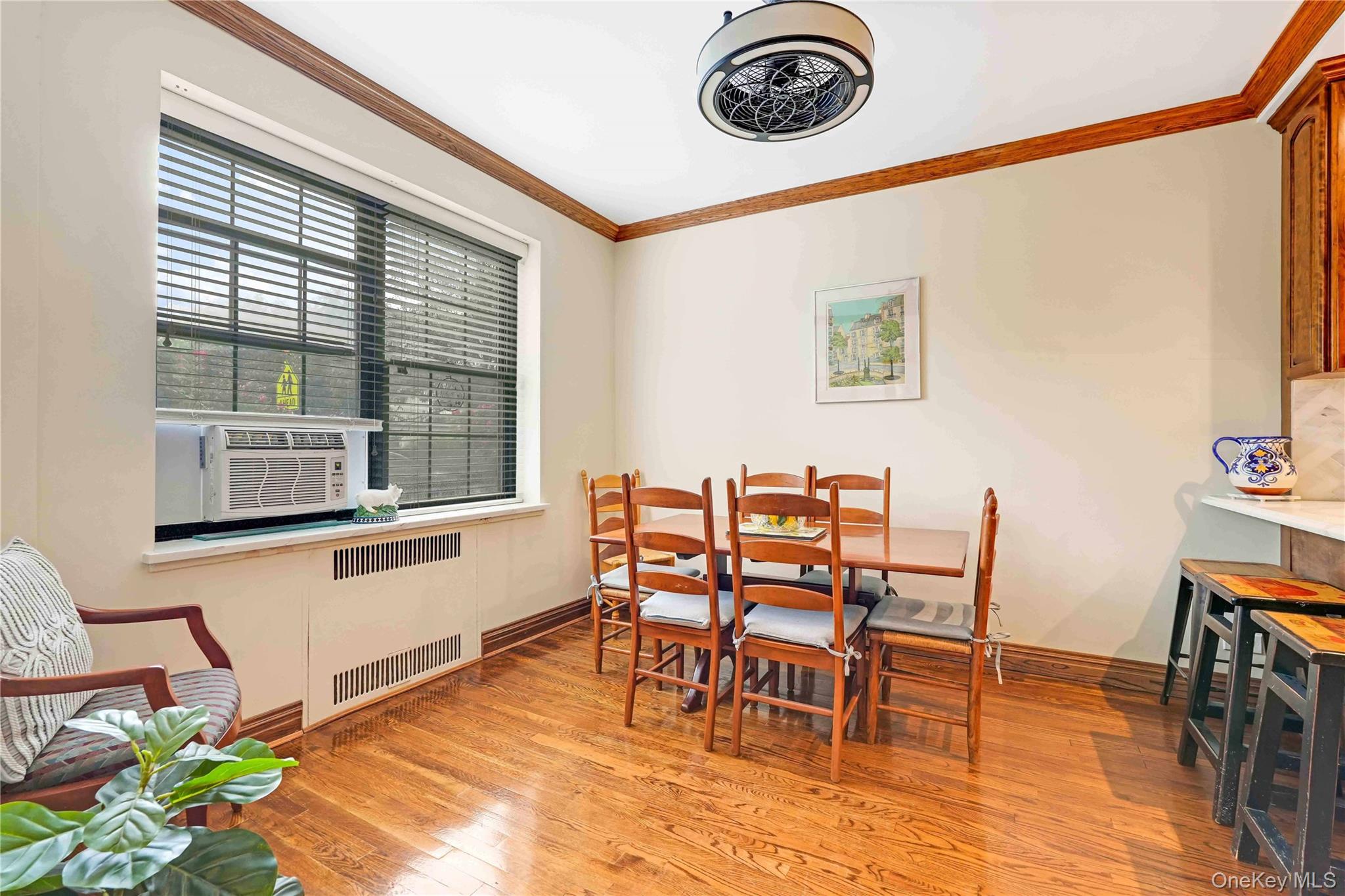 #8 photo, 94-11 69th Avenue, Forest Hills , NY 11375