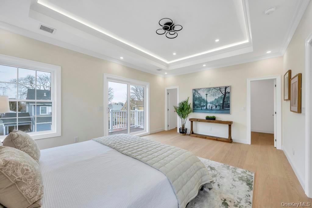 #17 photo, 148 Meridian Road, מחוז נסאו Levittown , NY 11756