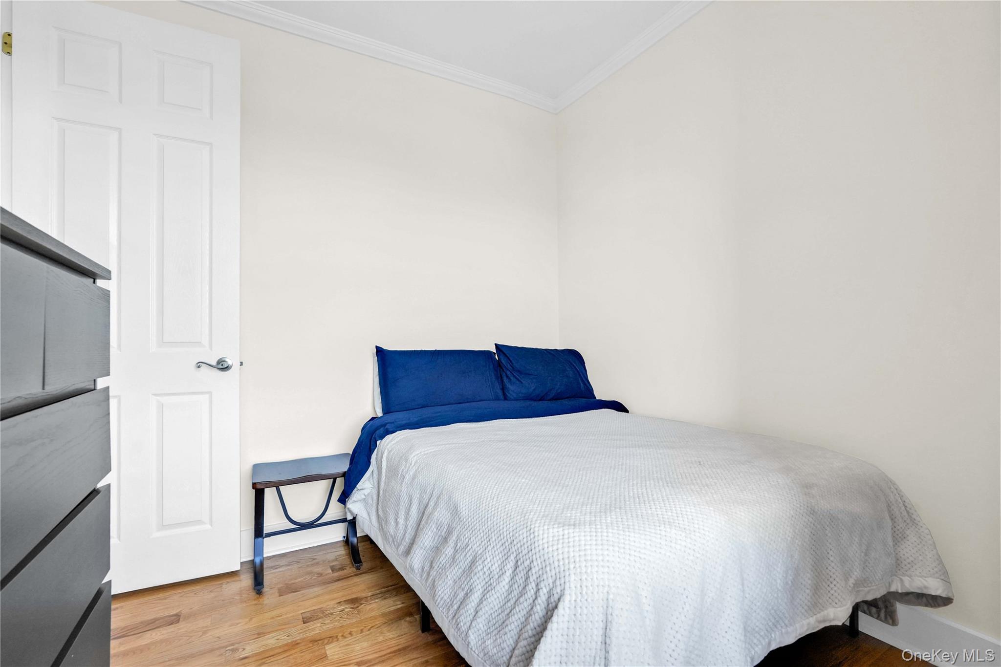 #12 photo, 21-78 35th Street, Astoria , NY 11103