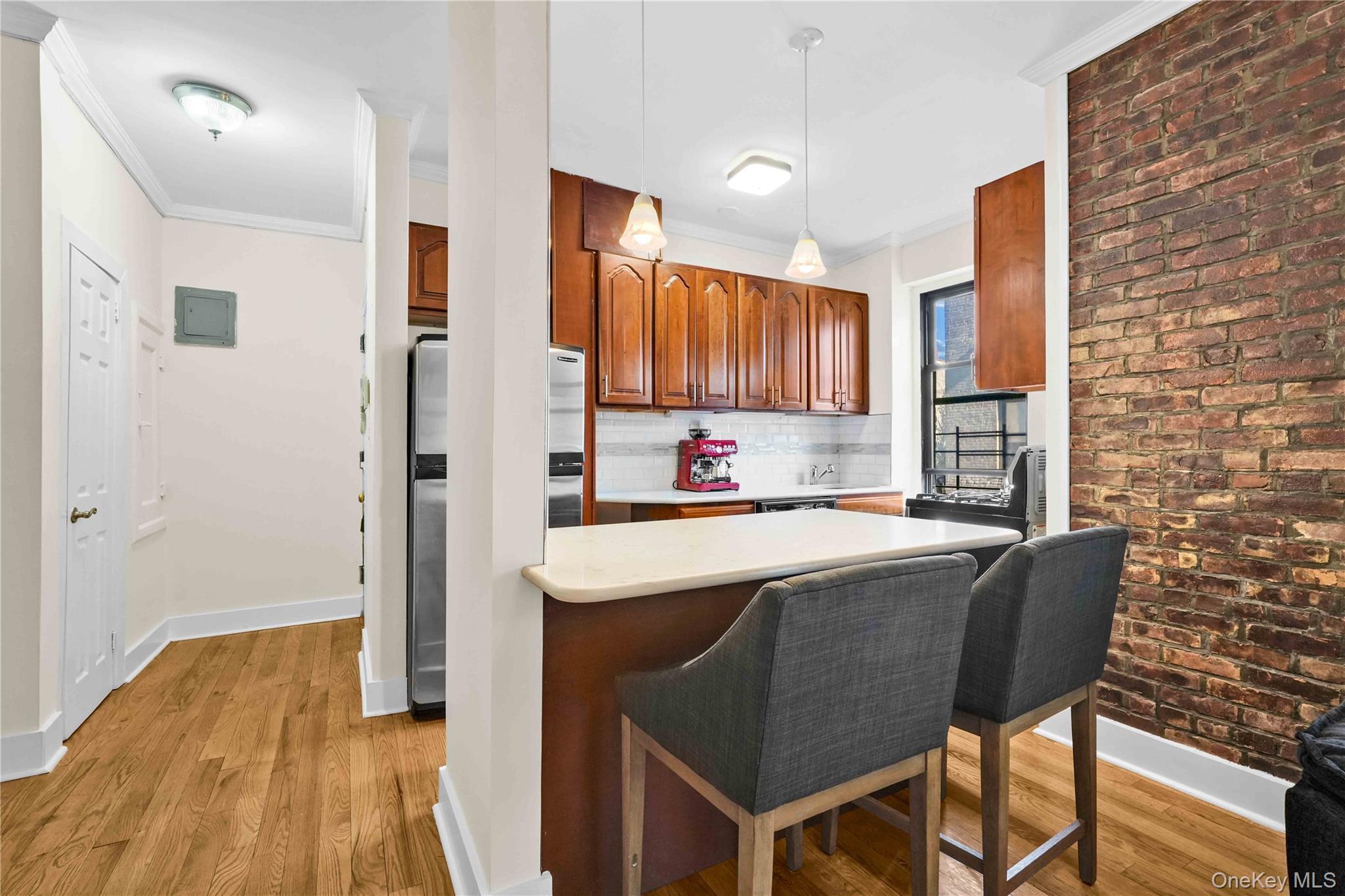 #3 photo, 21-78 35th Street, Astoria , NY 11103