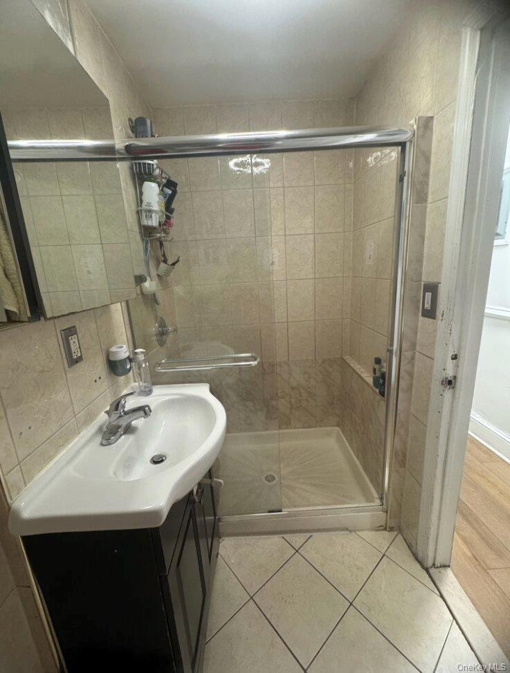 #6 photo, 272 Nichols Avenue, Brooklyn , NY 11208