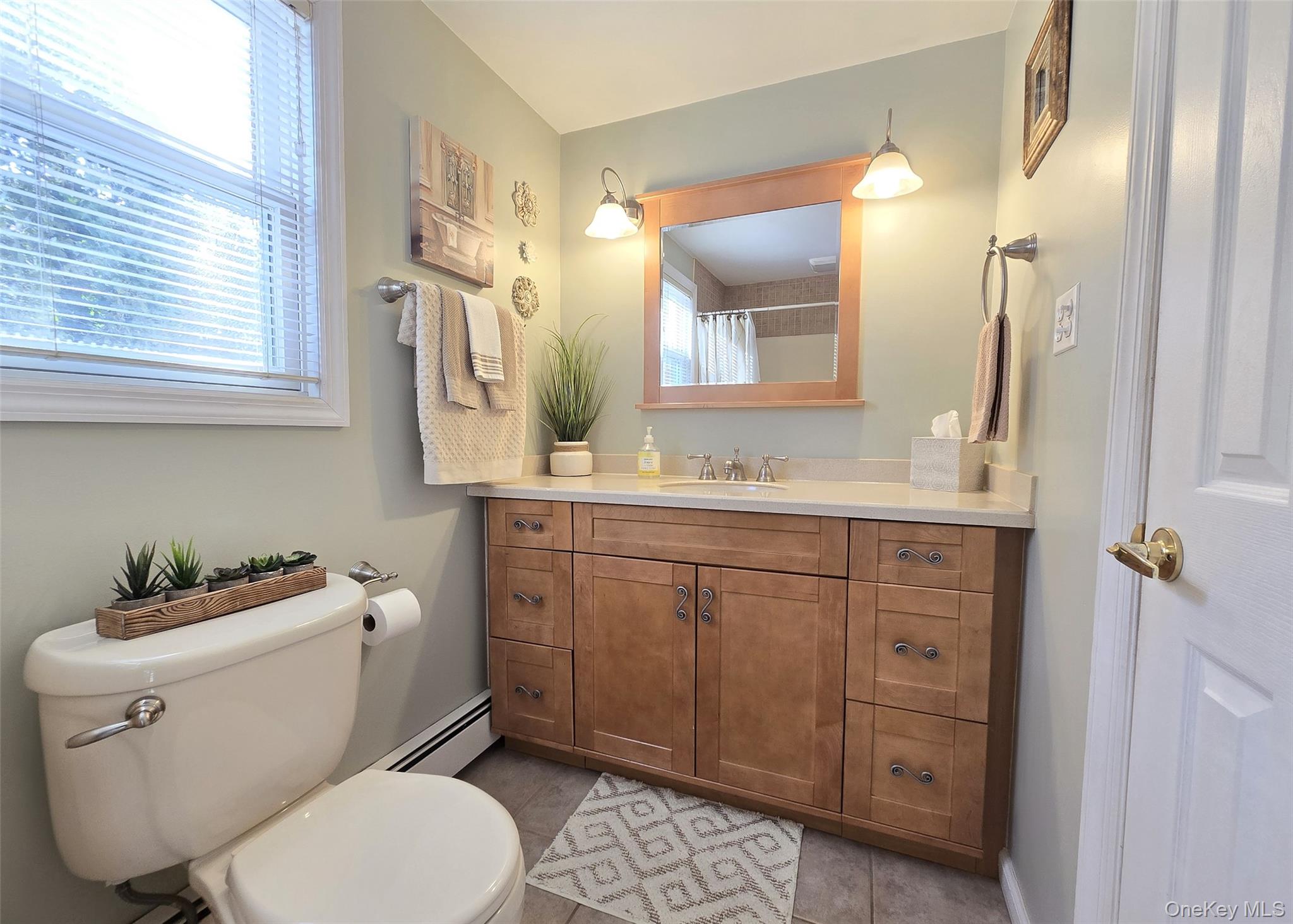 #15 photo, 59 Holiday Park Drive, 롱 아일랜드 Centereach , NY 11720