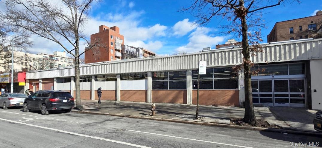 #1 photo, 44-15 Kissena Blvd, 플러싱 Flushing , NY 11355