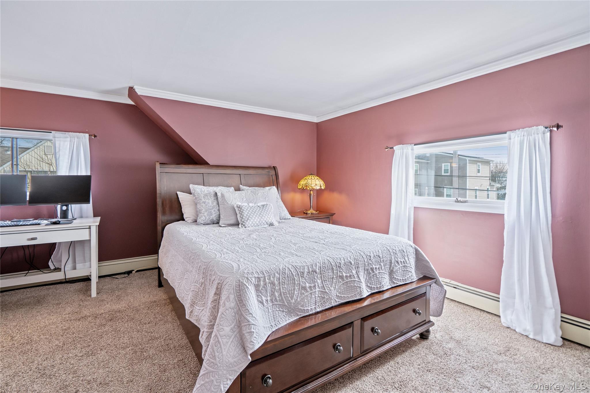 #15 photo, 68 Summer Lane, Hicksville , NY 11801