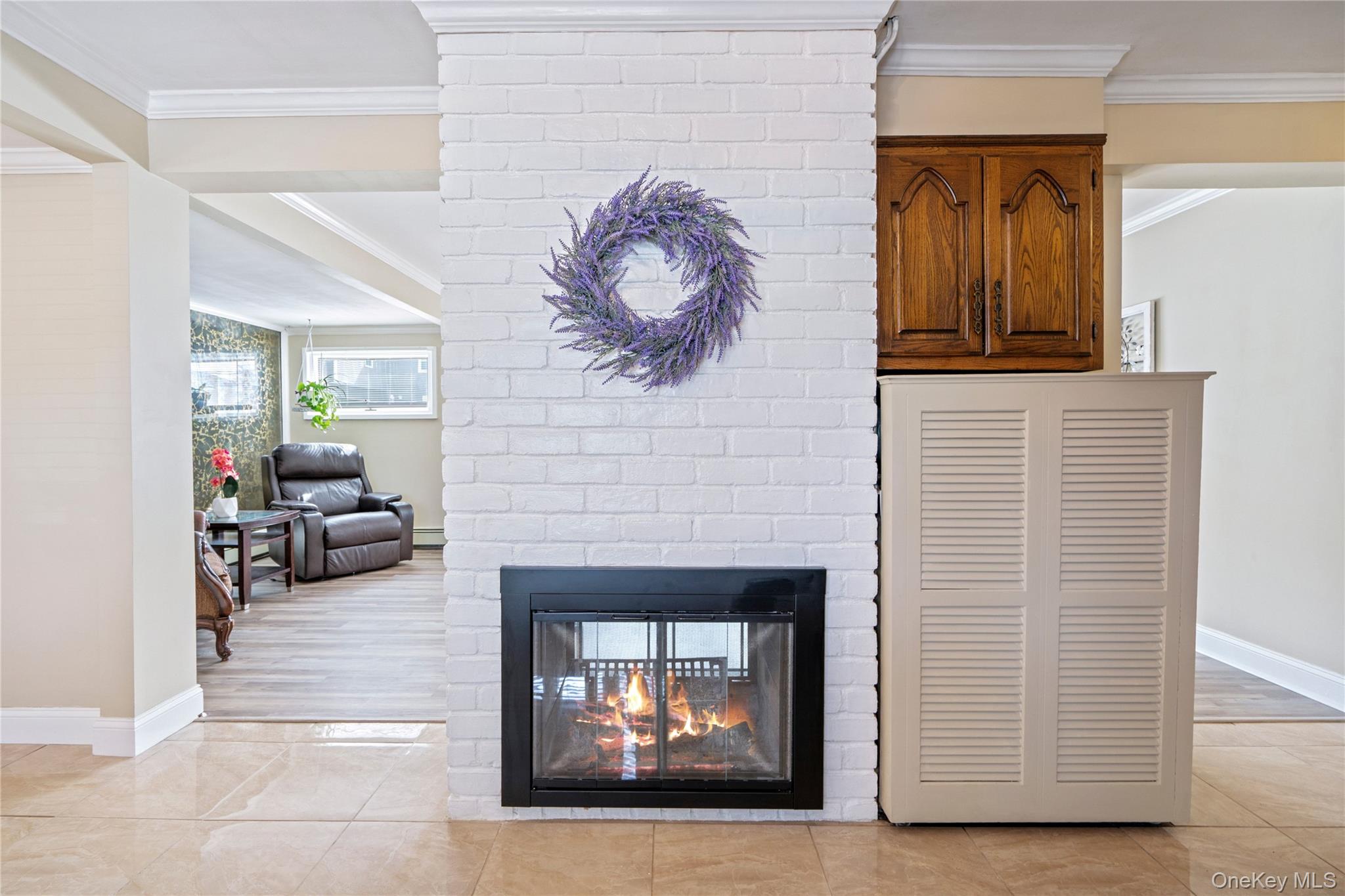 #6 photo, 68 Summer Lane, Hicksville , NY 11801