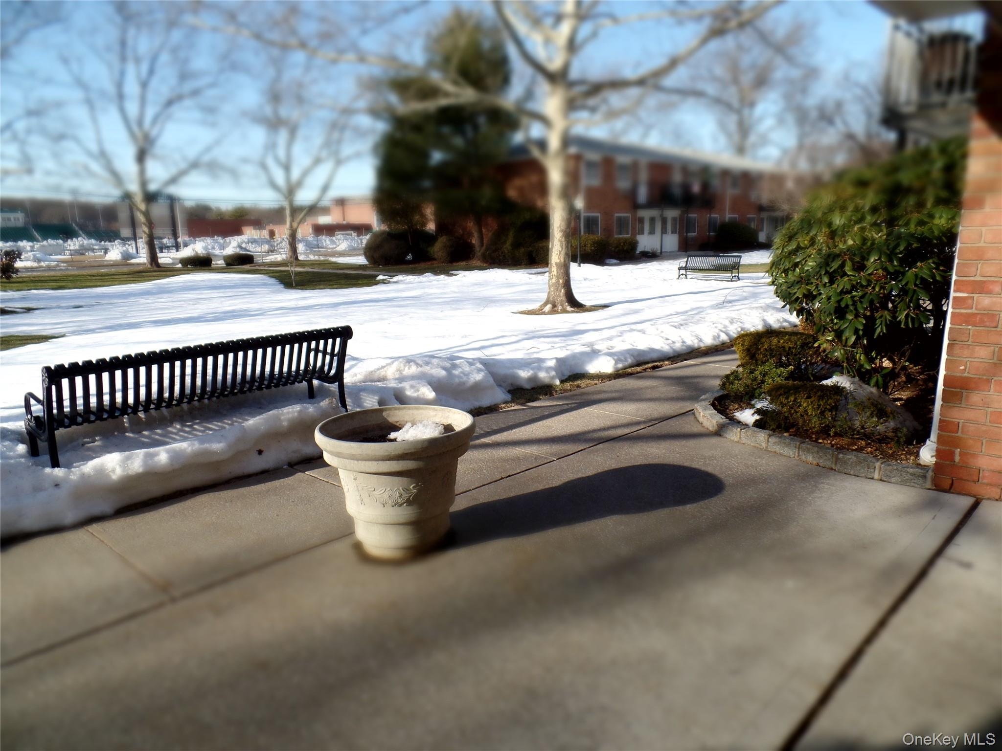 #13 photo, 1233 Melville Rd, Farmingdale , NY 11735