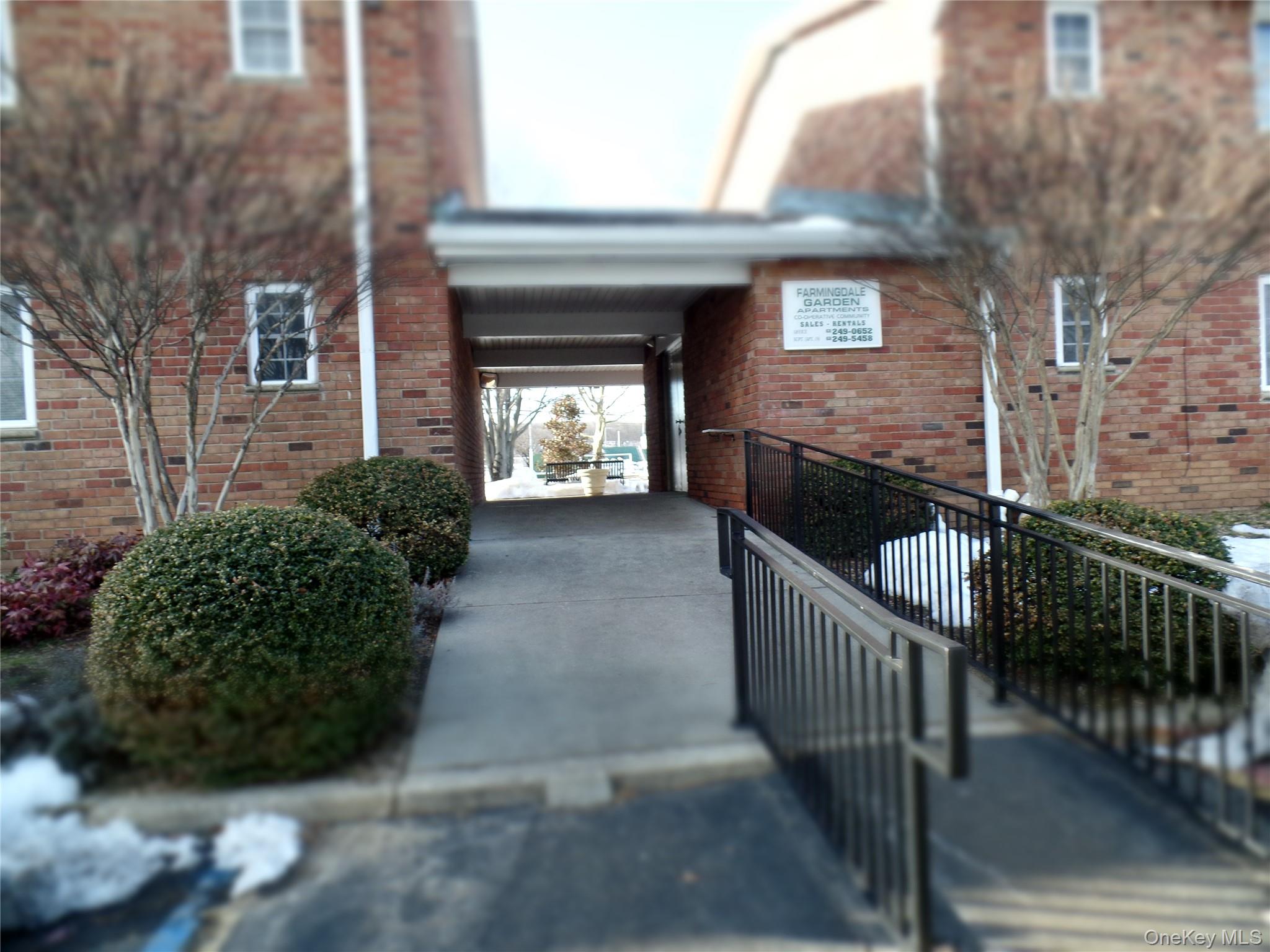 #2 photo, 1233 Melville Rd, Farmingdale , NY 11735