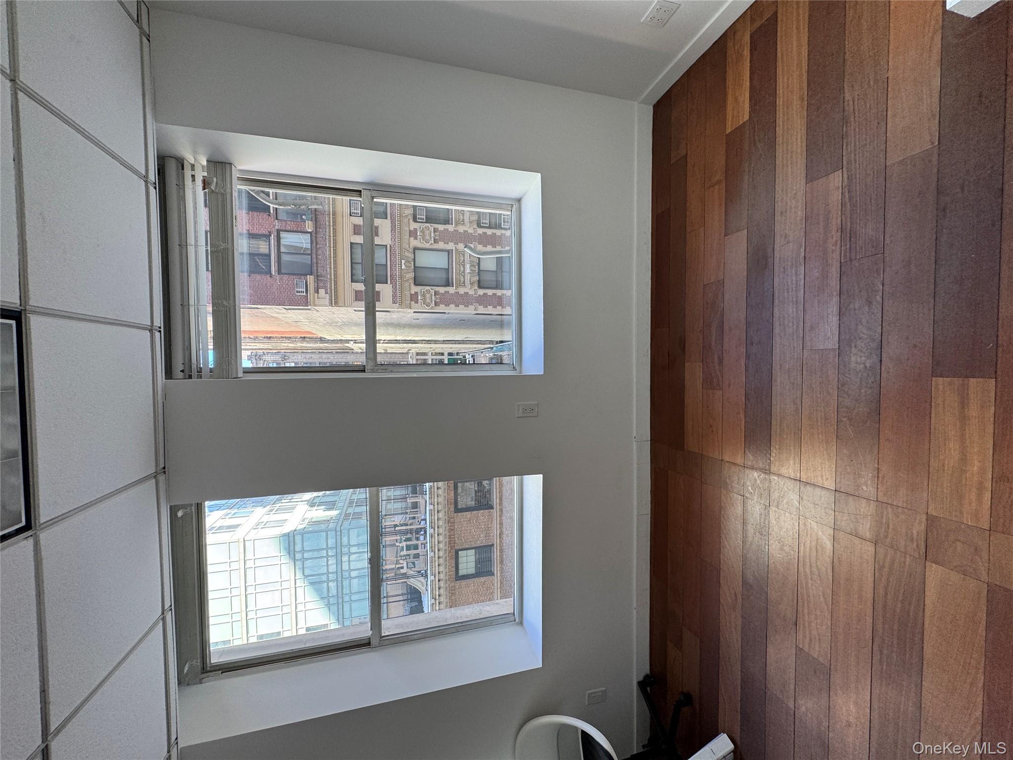 #4 photo, 315 Fifth Ave Fifth Avenue, New York (Manhattan) , NY 10016