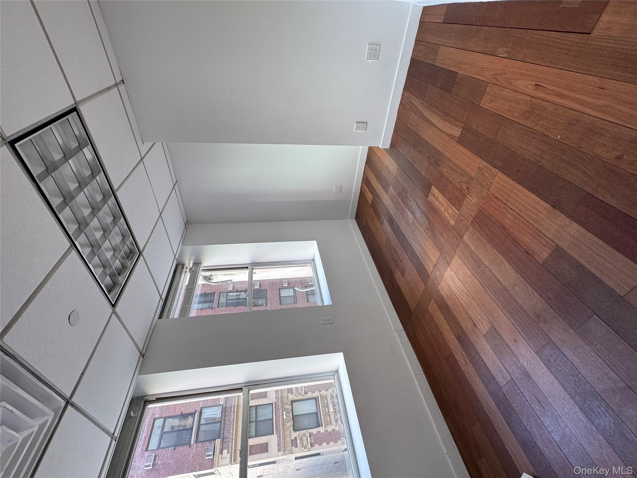 #5 photo, 315 Fifth Ave Fifth Avenue, New York (Manhattan) , NY 10016