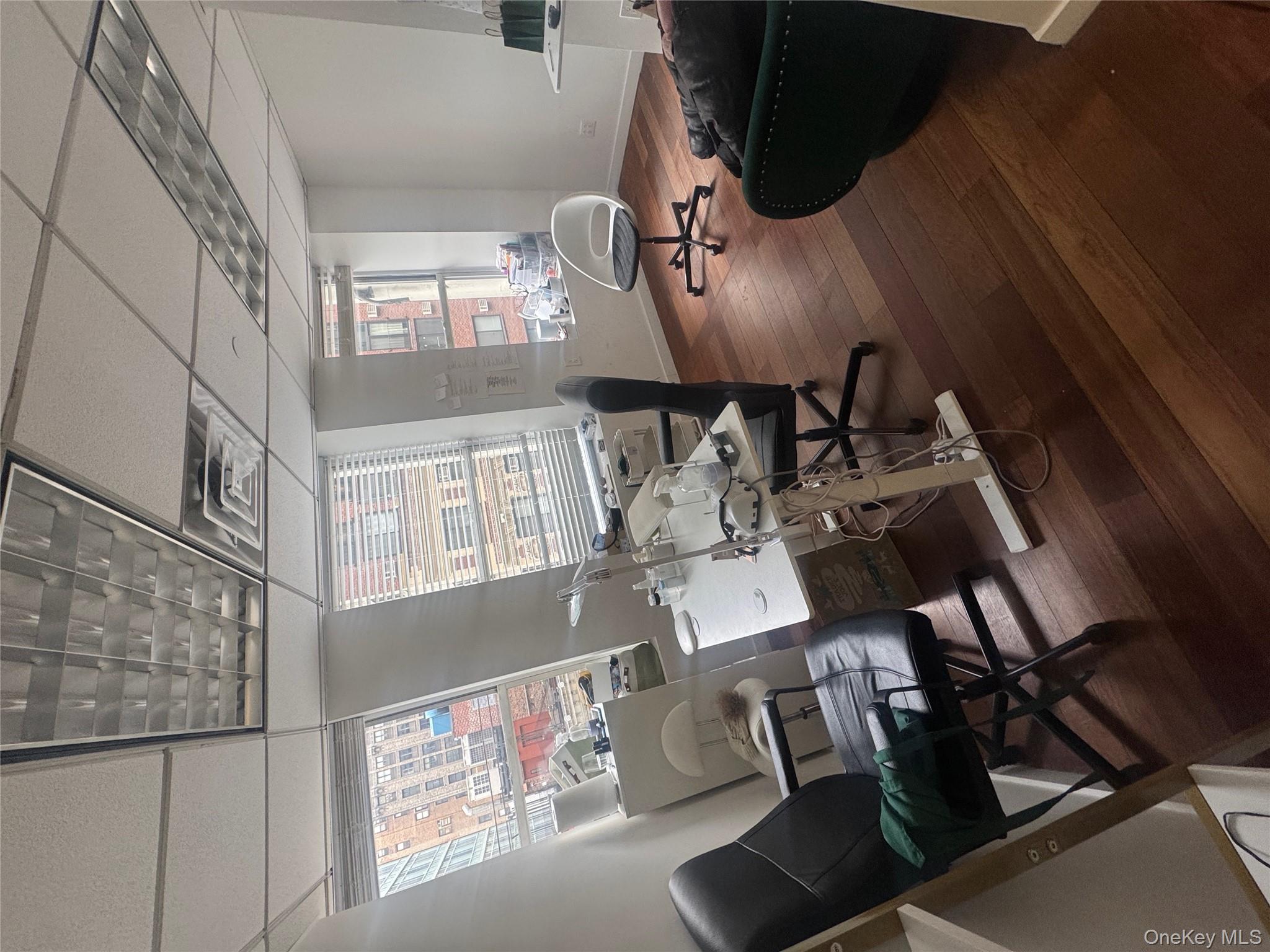 #7 photo, 315 Fifth Ave Fifth Avenue, New York (Manhattan) , NY 10016