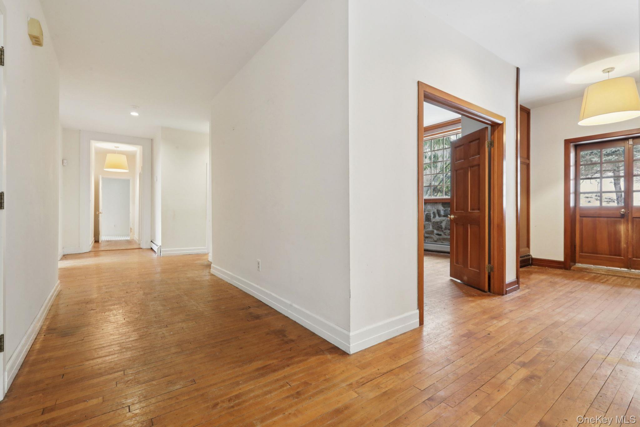 #6 photo, 32 E Lake Stable Road, Tuxedo Park , NY 10987