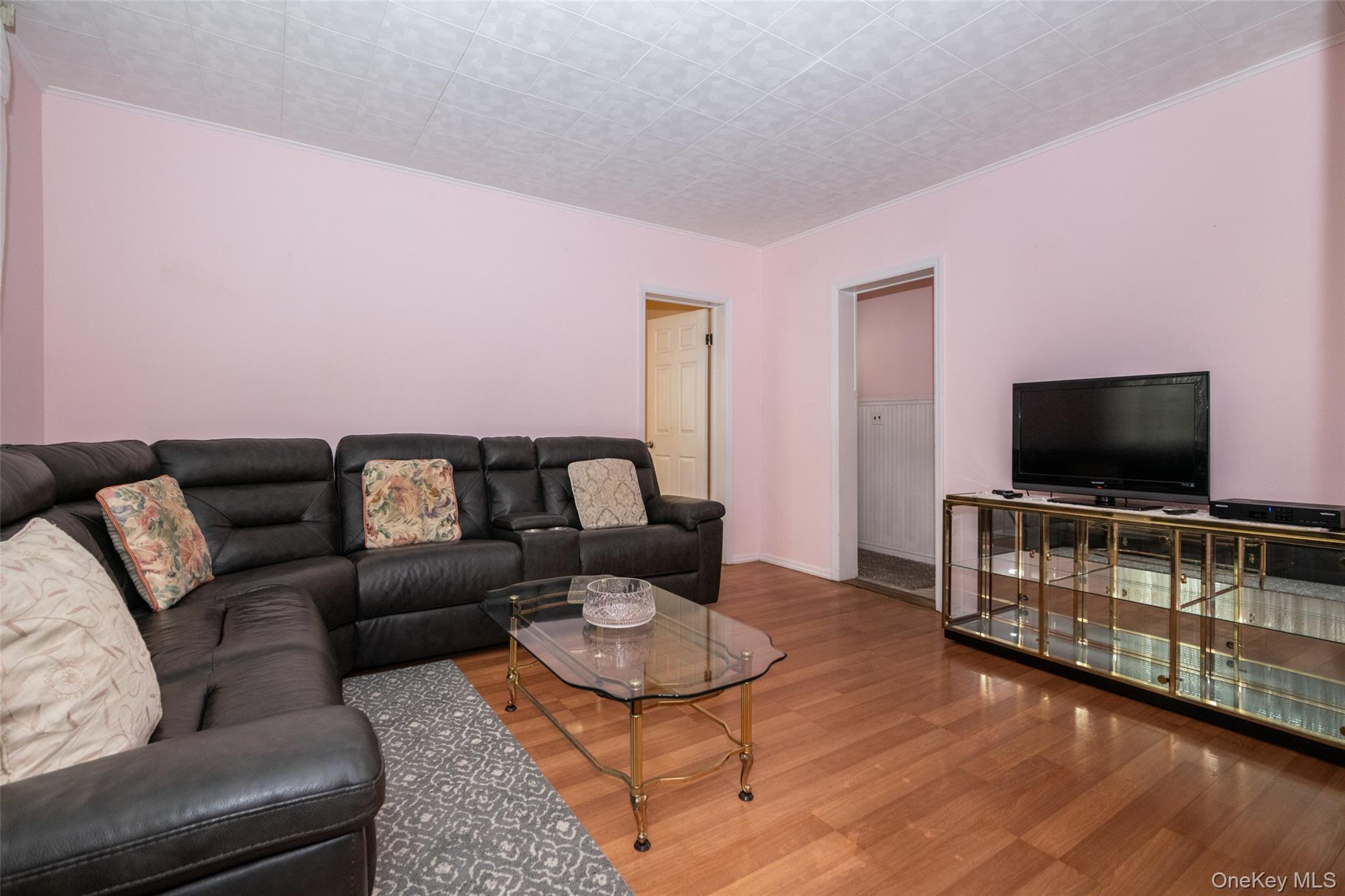 #5 photo, 24 5th Avenue, New Rochelle , NY 10801