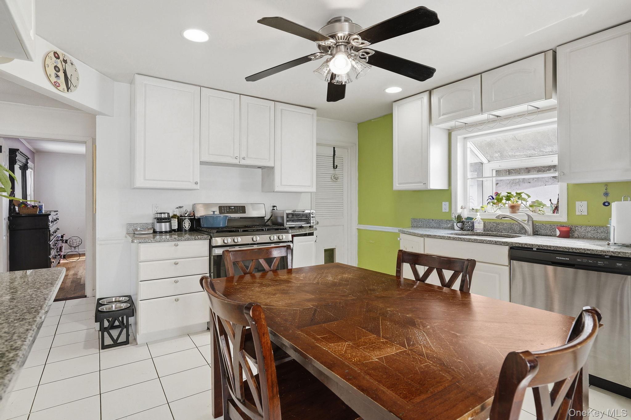 #12 photo, 718 Hill Drive, Mahopac , NY 10541