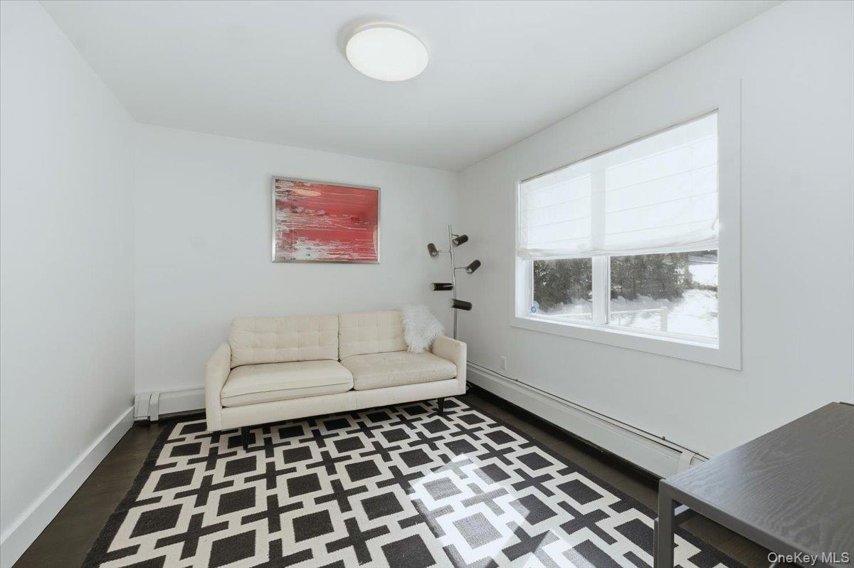 #13 photo, 4 Lawrence Place, Pelham , NY 10803