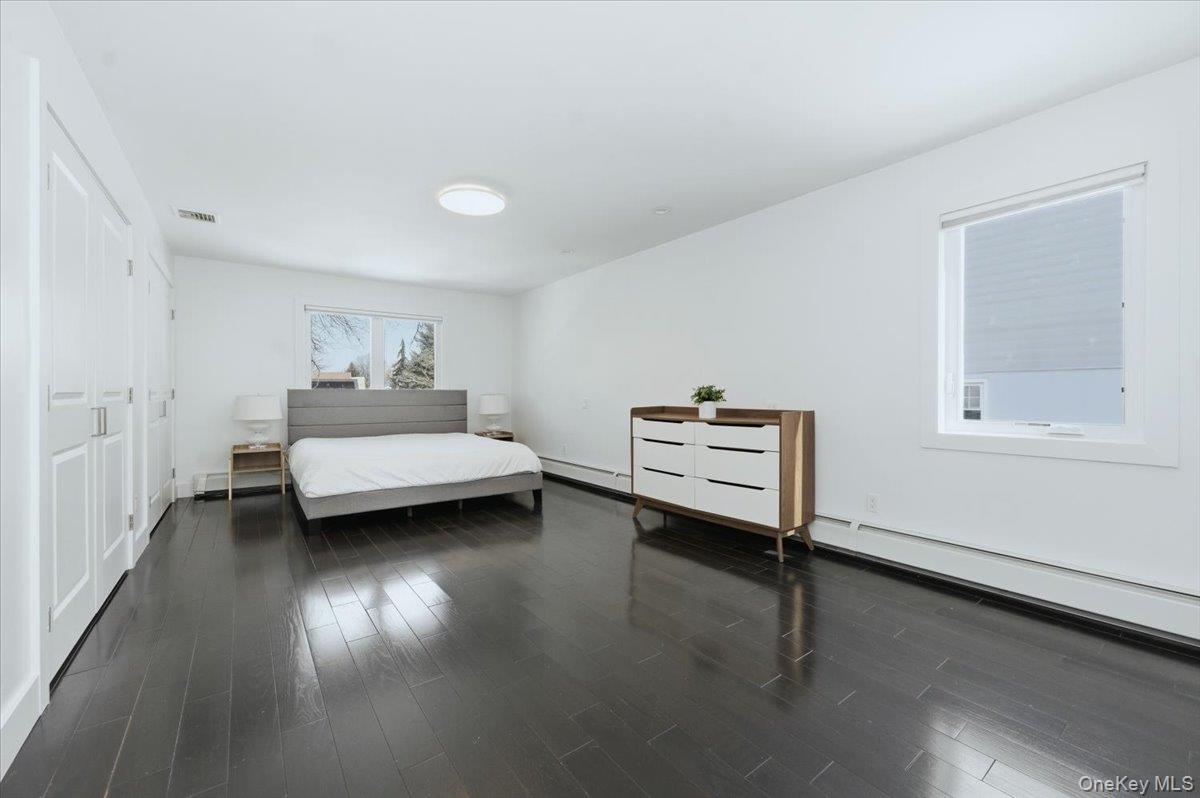 #14 photo, 4 Lawrence Place, Pelham , NY 10803