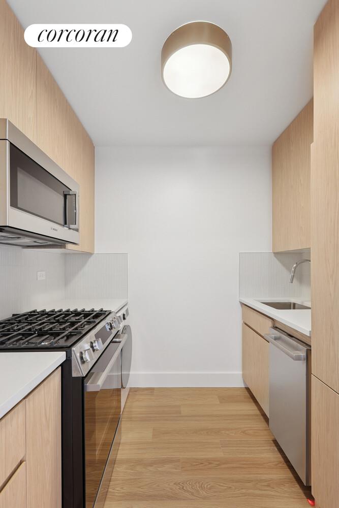 #5 photo, New York City, 맨해튼 Yorkville , NY 10128